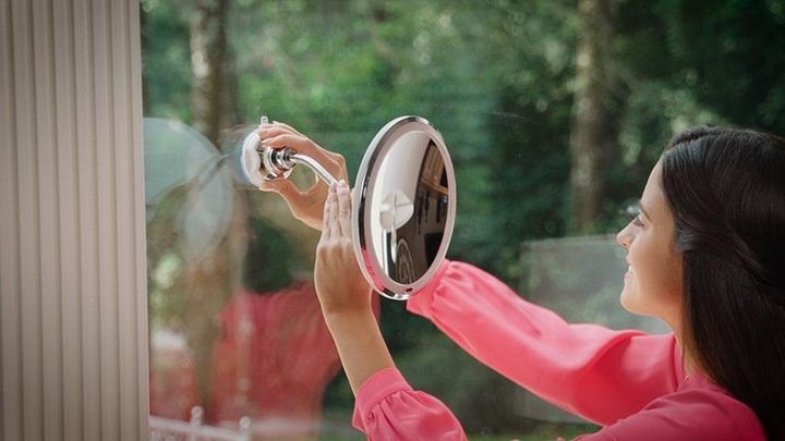 Зеркало косметологическое с подсветкой My Flexible Mirror на гибкой ножке десятикратное увеличение 10Х 551806 фото