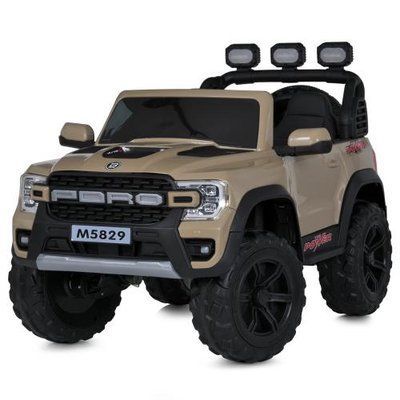 Дитячий електромобіль джип M 5829EBLR-13 бежевий &mdash; повний привід 4x35W